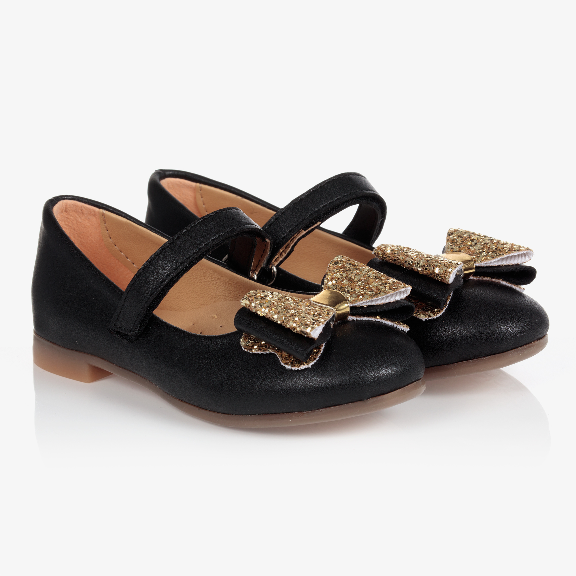 Kids clearance black pumps