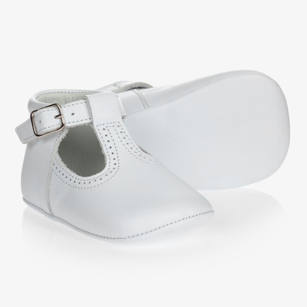 Early Days - White Leather Pre-Walker Shoes | Childrensalon